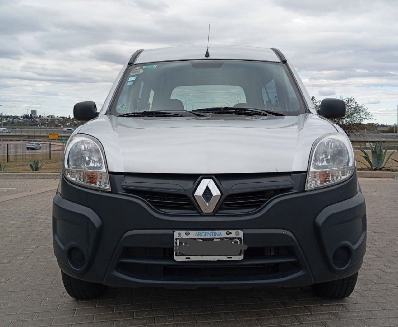 Renault Kangoo Usada Financiado en Córdoba, deRuedas