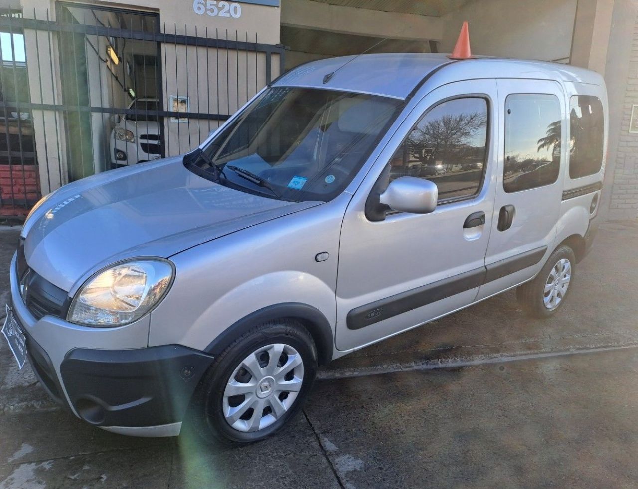 Renault Kangoo Usada Financiado en Buenos Aires, deRuedas