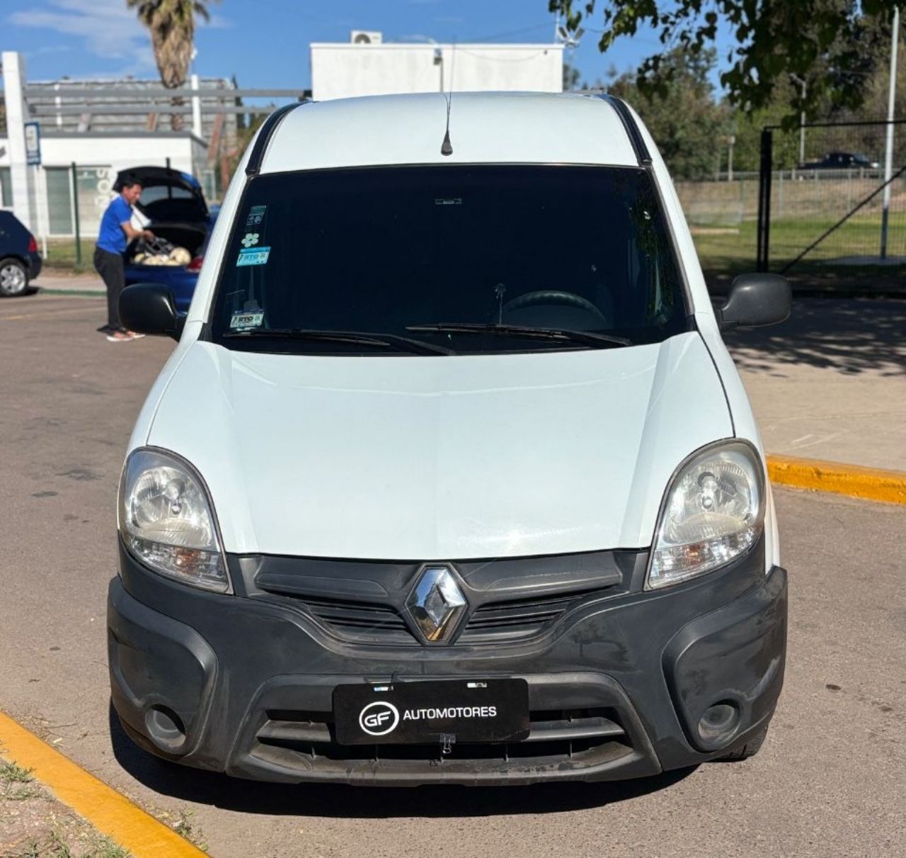 Renault Kangoo Usada Financiado en Mendoza, deRuedas