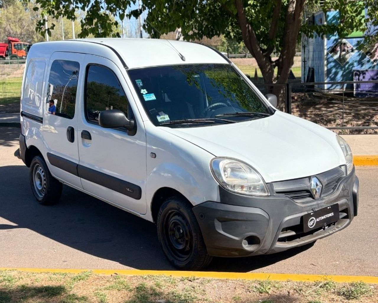 Renault Kangoo Usada Financiado en Mendoza, deRuedas