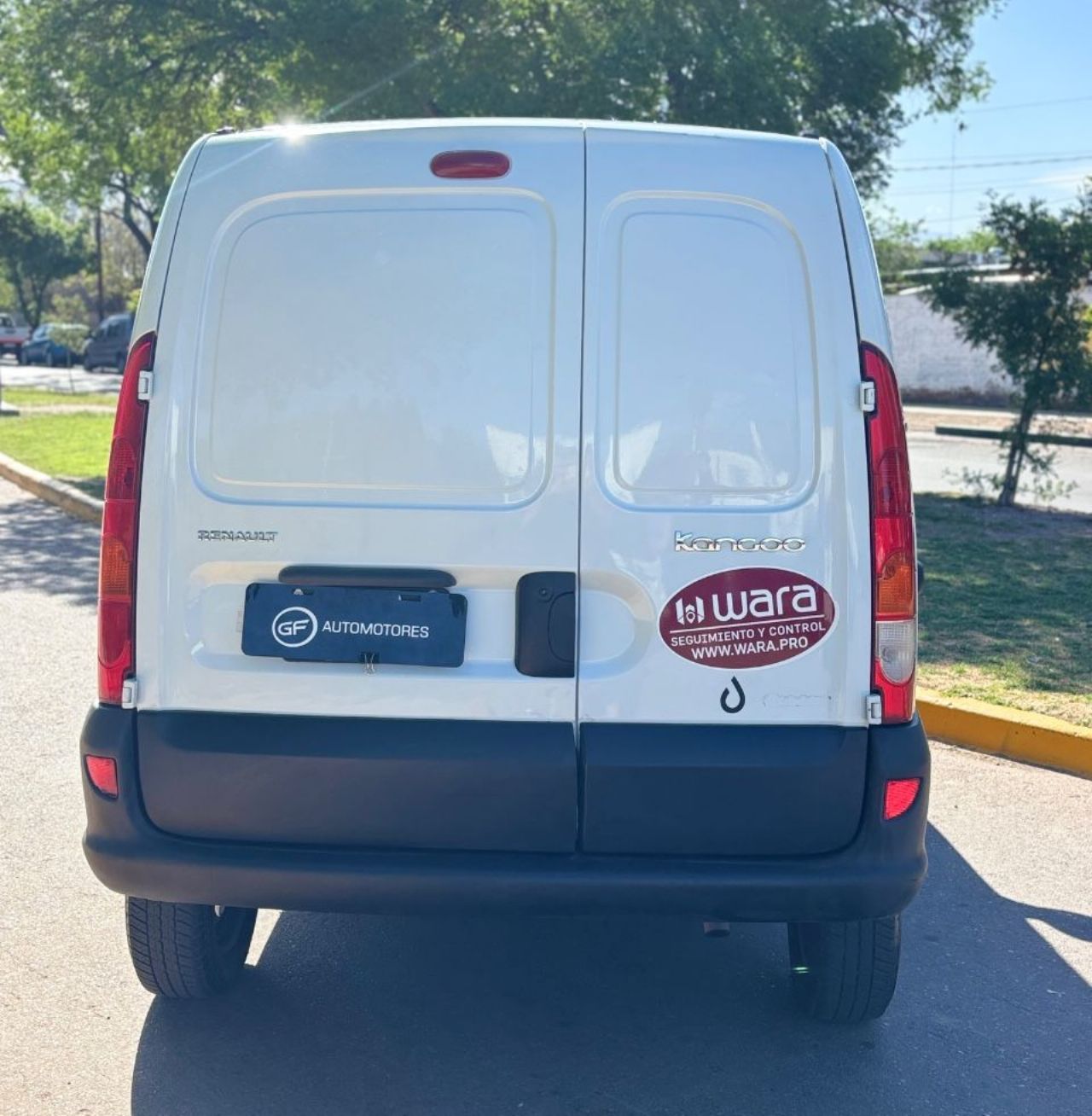 Renault Kangoo Usada Financiado en Mendoza, deRuedas