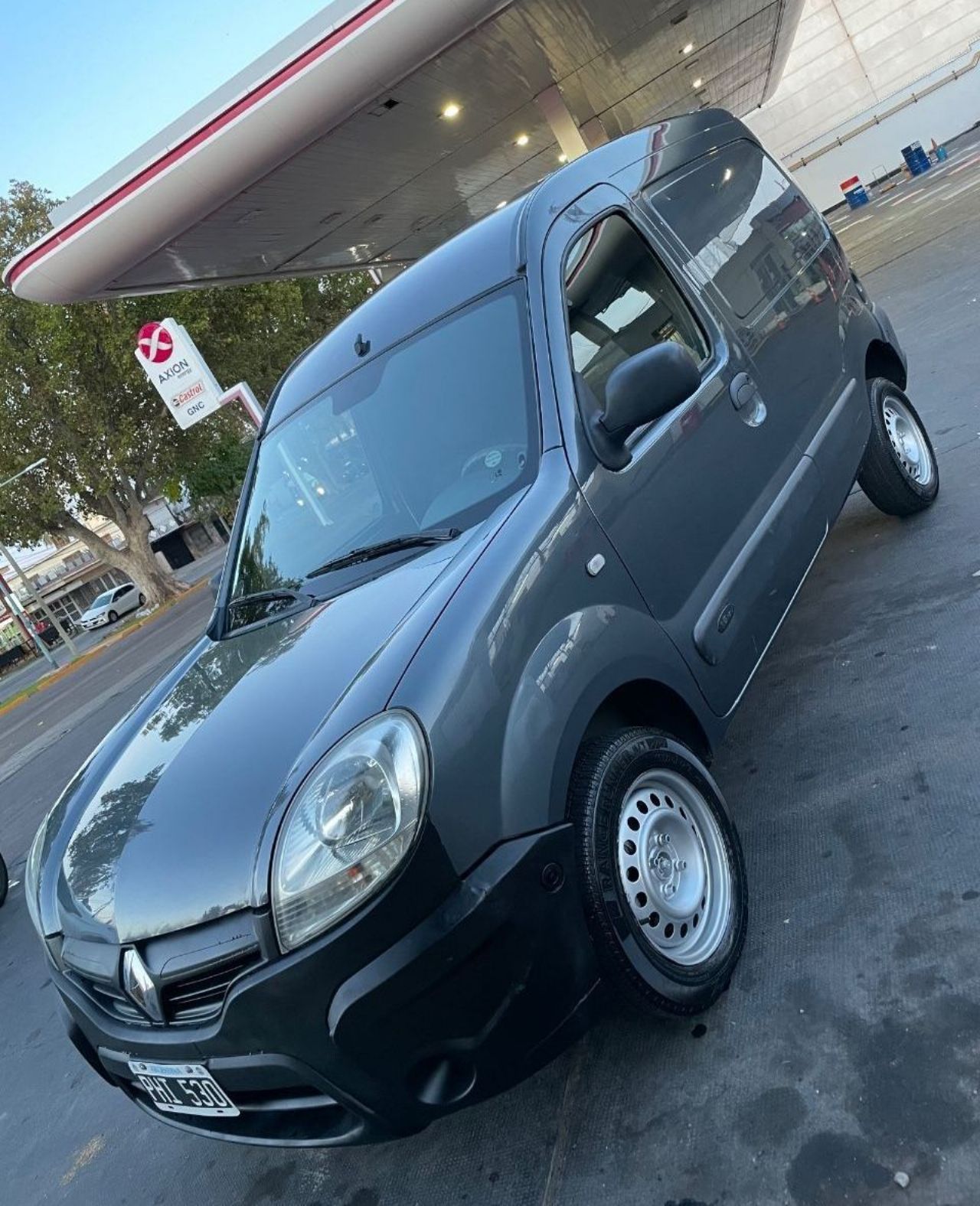 Renault Kangoo Usada en Mendoza, deRuedas
