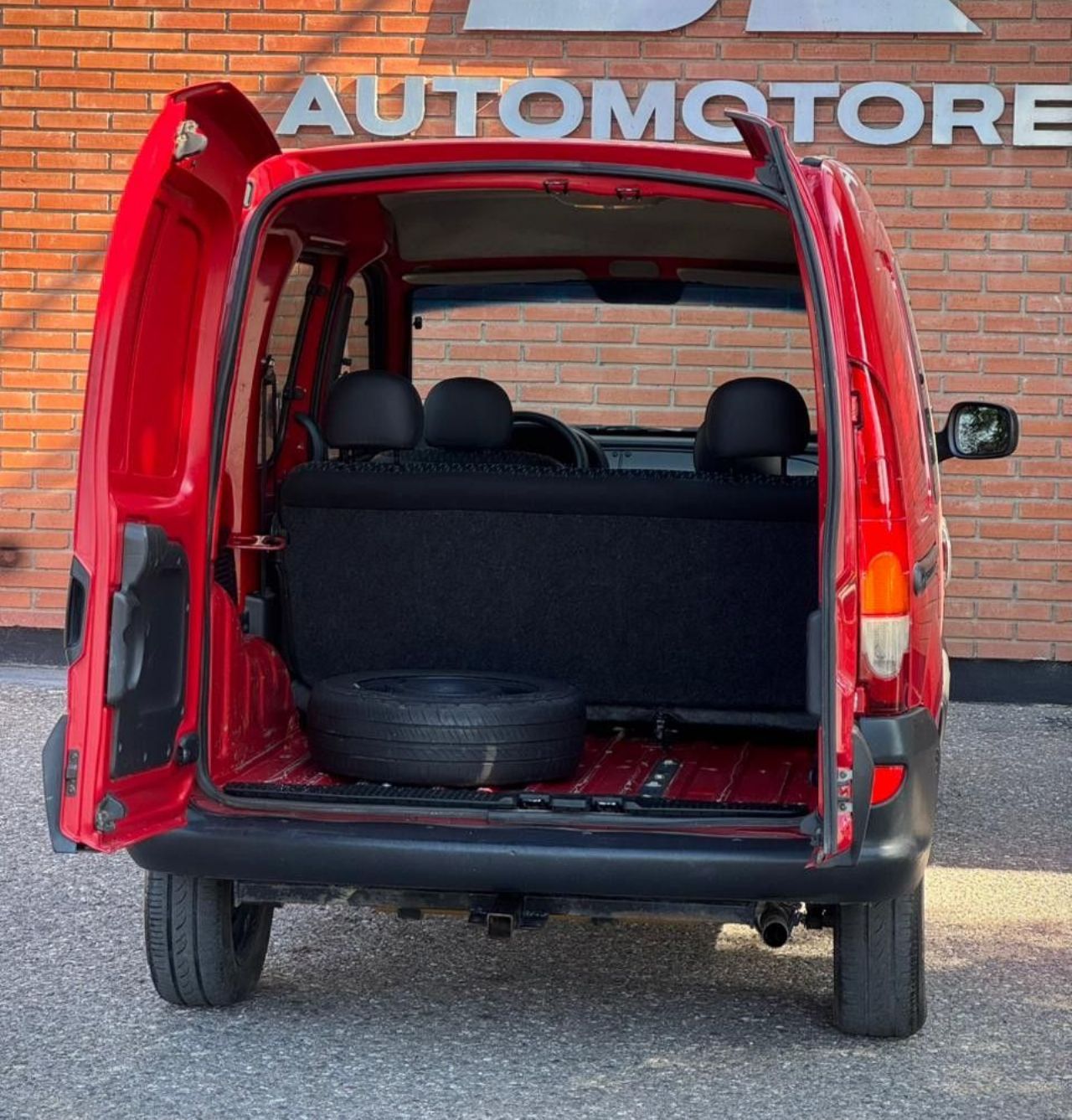 Renault Kangoo Usada Financiado en Córdoba, deRuedas