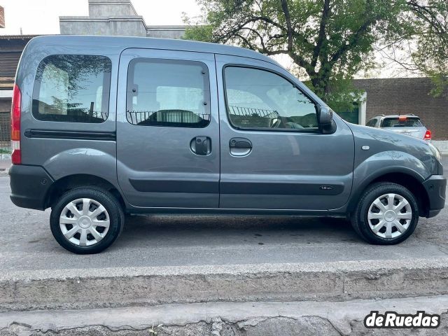 Renault Kangoo Usada en Mendoza, deRuedas