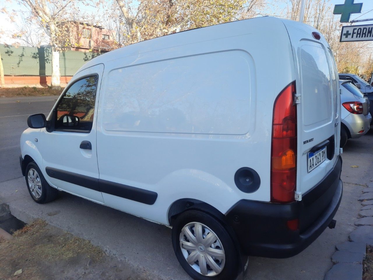 Renault Kangoo Usada en Mendoza, deRuedas