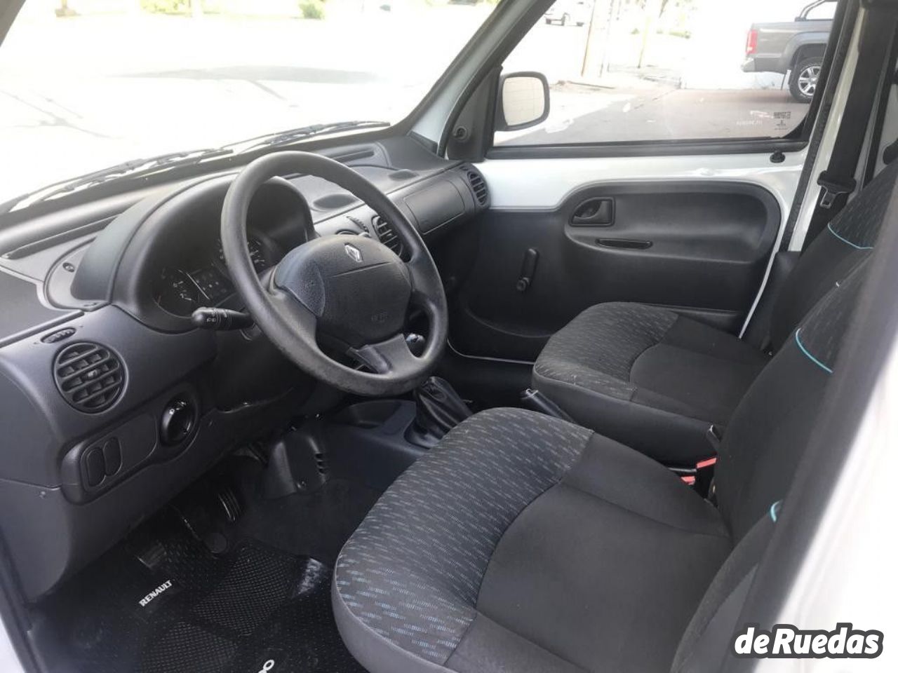 Renault Kangoo Usada en Córdoba, deRuedas