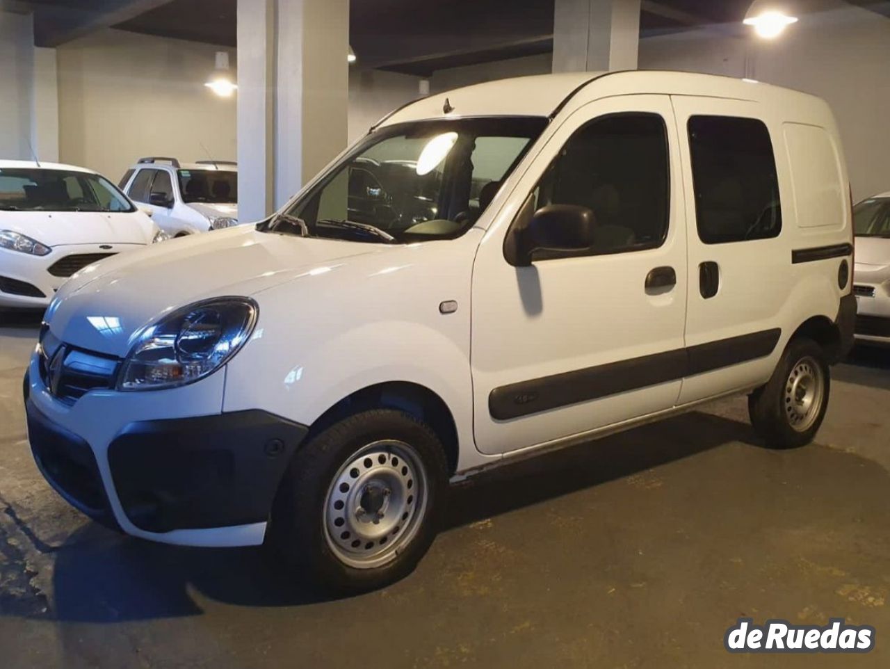 Renault Kangoo Usada en Mendoza, deRuedas