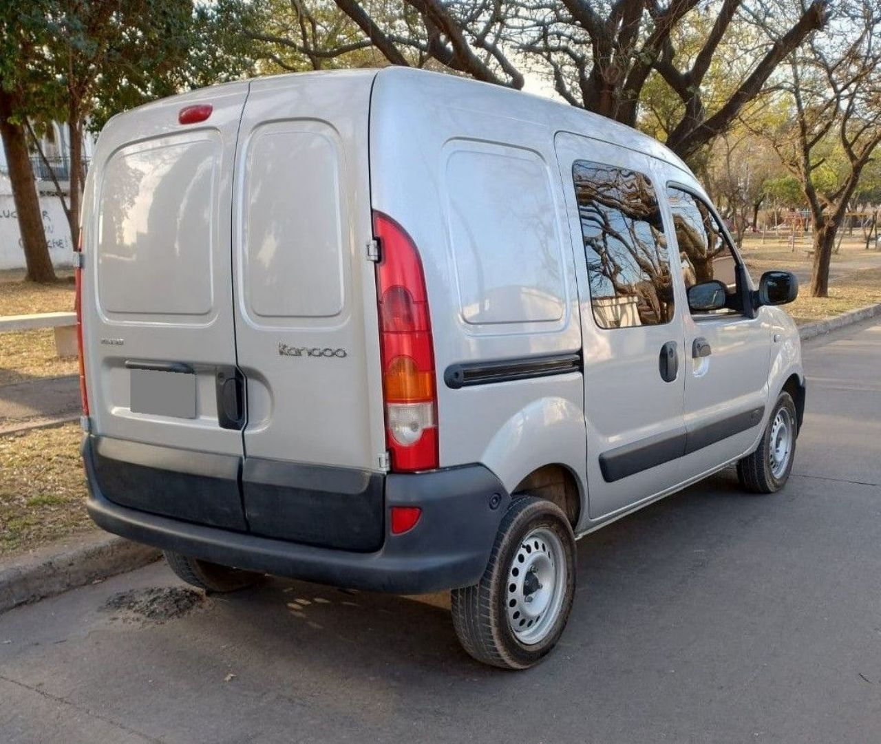 Renault Kangoo Usada en Córdoba, deRuedas