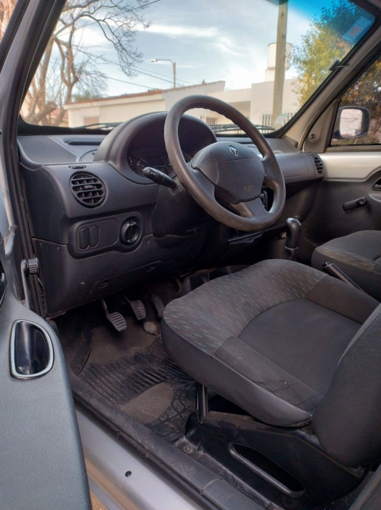 Renault Kangoo Usada en Córdoba, deRuedas