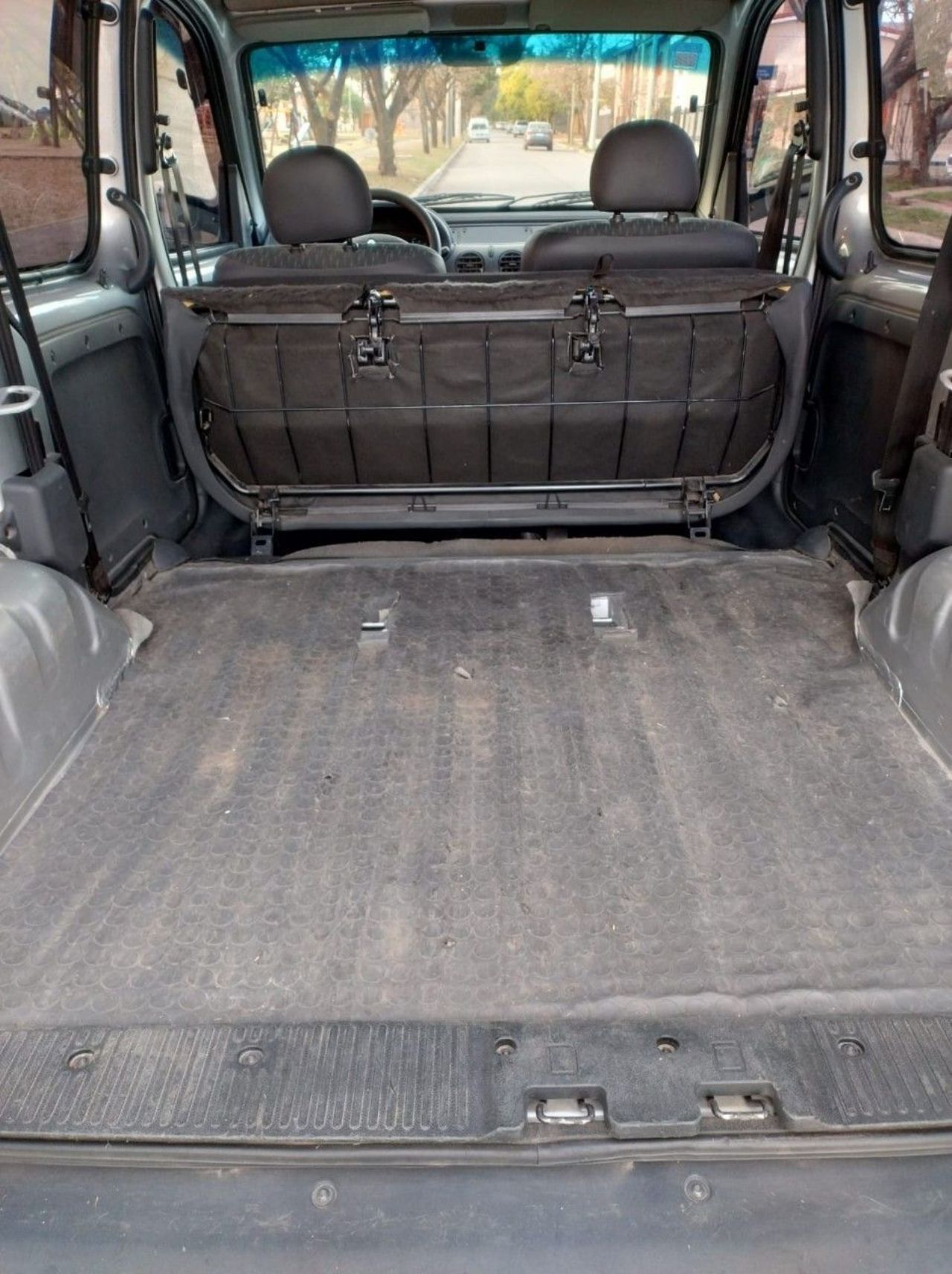 Renault Kangoo Usada en Córdoba, deRuedas