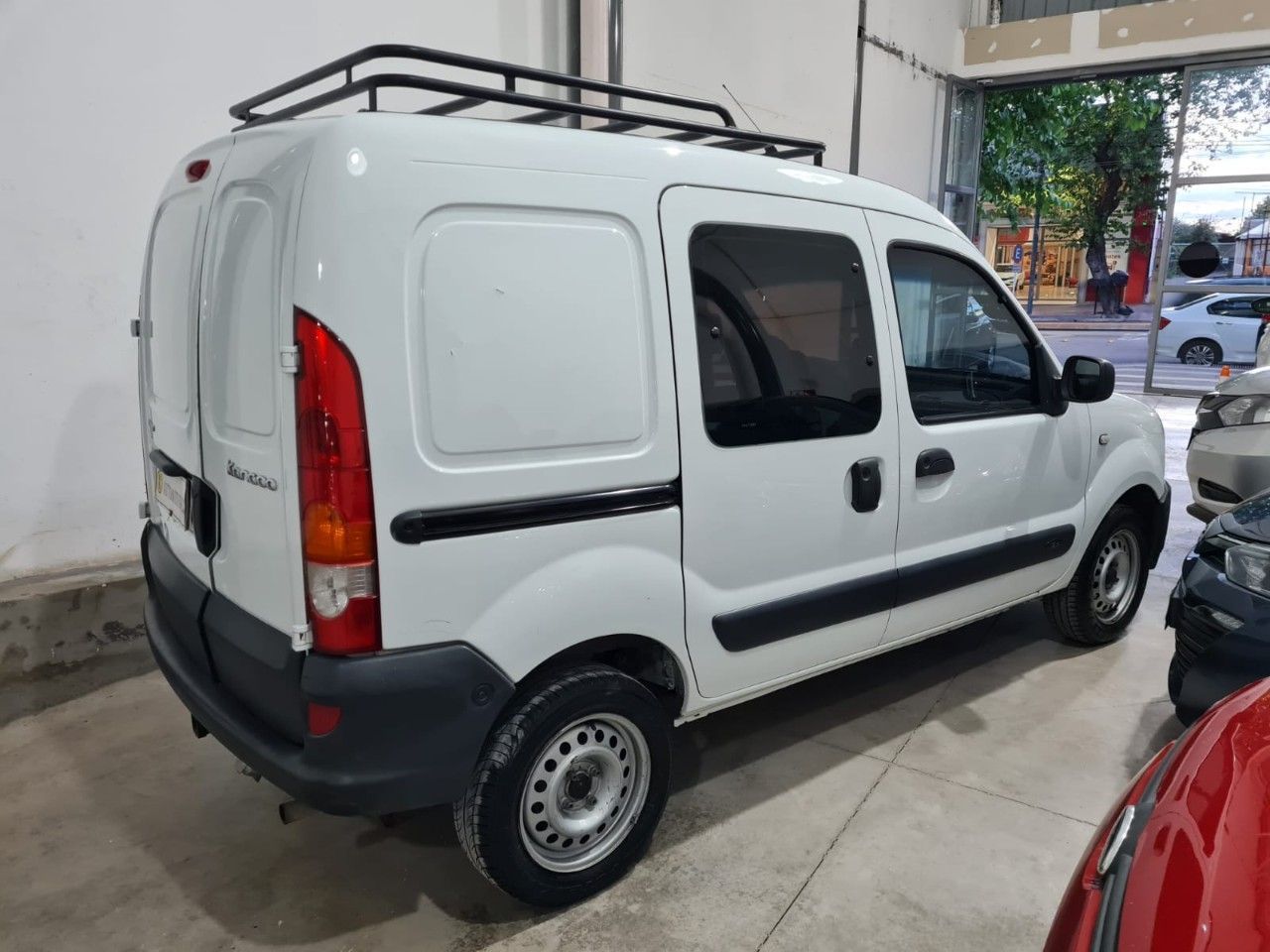 Renault Kangoo Usada en Mendoza, deRuedas