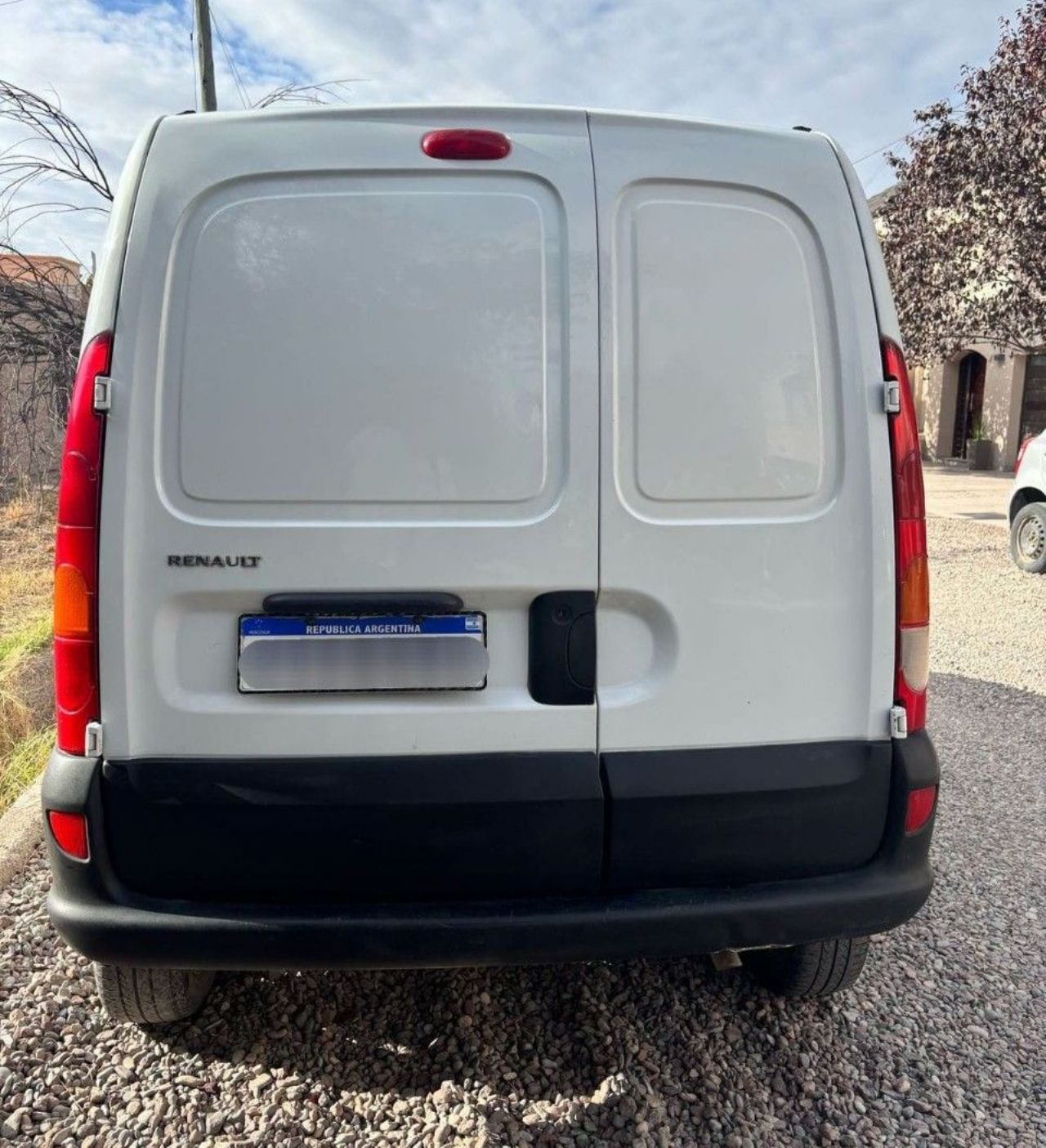 Renault Kangoo Usada en Mendoza, deRuedas
