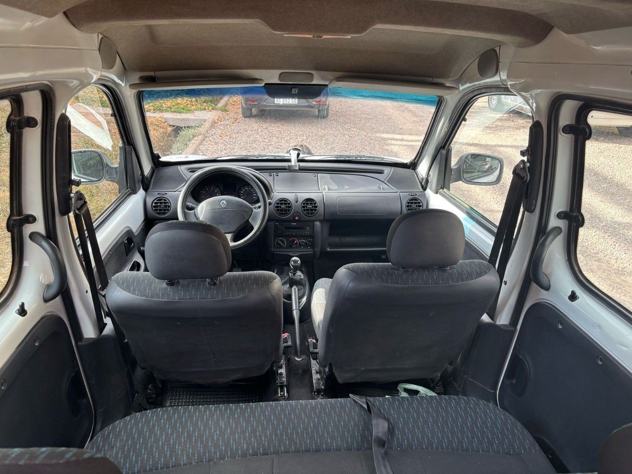 Renault Kangoo Usada en Mendoza, deRuedas
