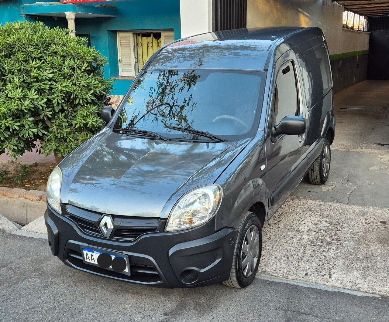 Renault Kangoo Usada en Mendoza, deRuedas