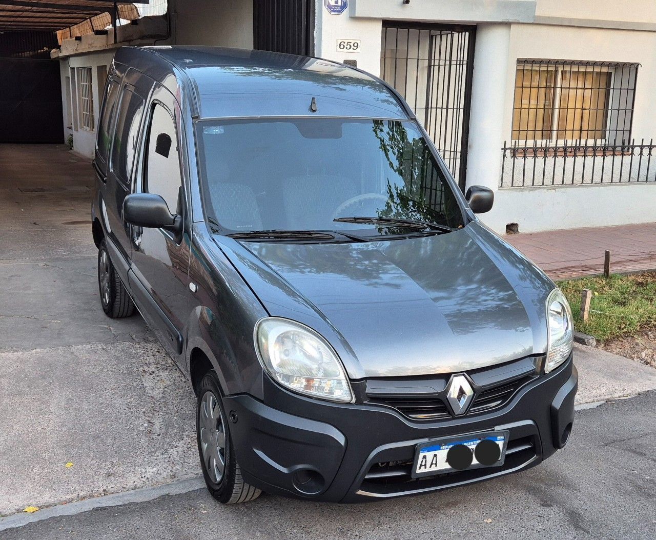 Renault Kangoo Usada en Mendoza, deRuedas
