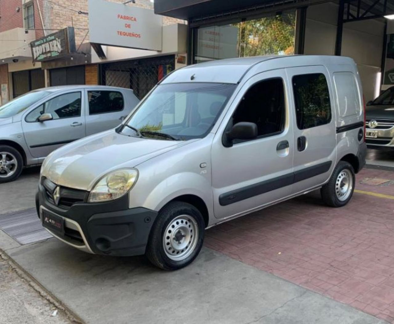 Renault Kangoo Usada en Mendoza, deRuedas