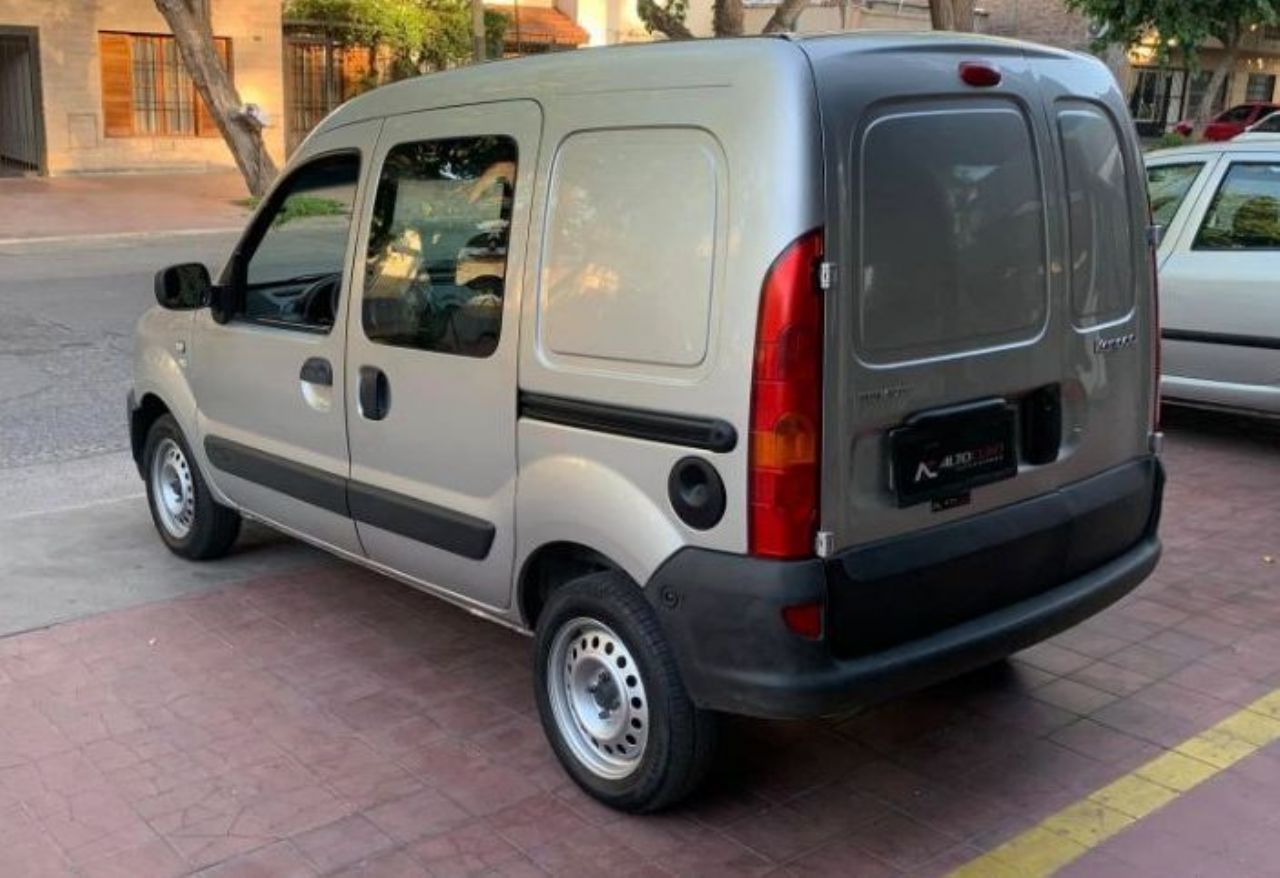 Renault Kangoo Usada en Mendoza, deRuedas