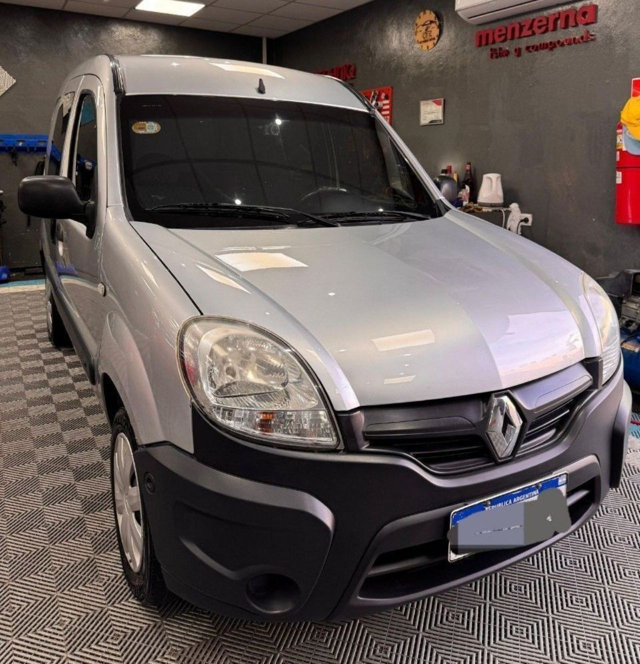 Renault Kangoo Usada en Mendoza, deRuedas