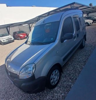 Renault Kangoo Usada en Córdoba Financiado