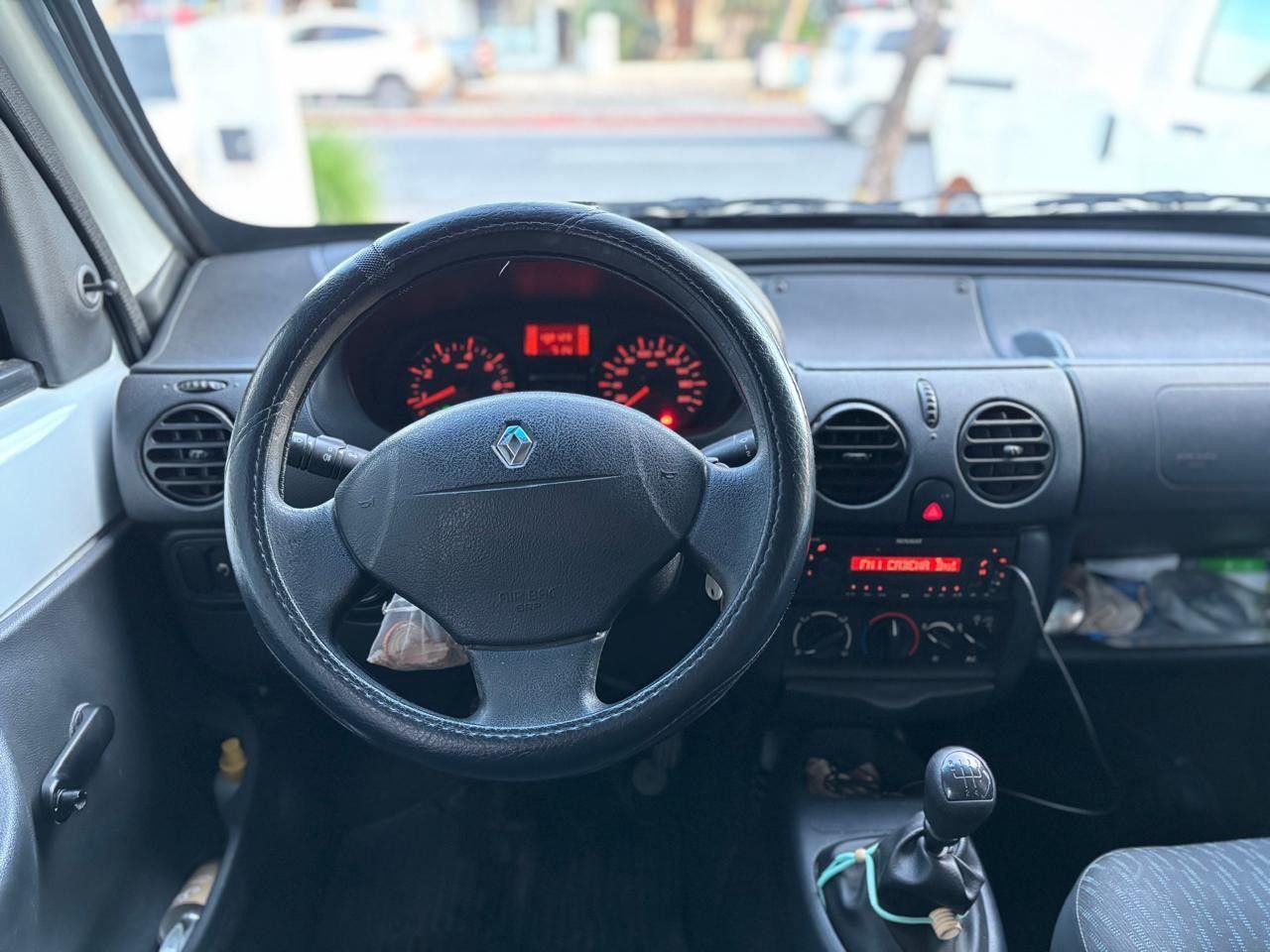 Renault Kangoo Usada Financiado en Córdoba, deRuedas