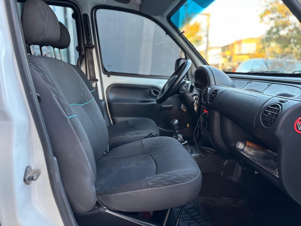 Renault Kangoo Usada Financiado en Córdoba, deRuedas