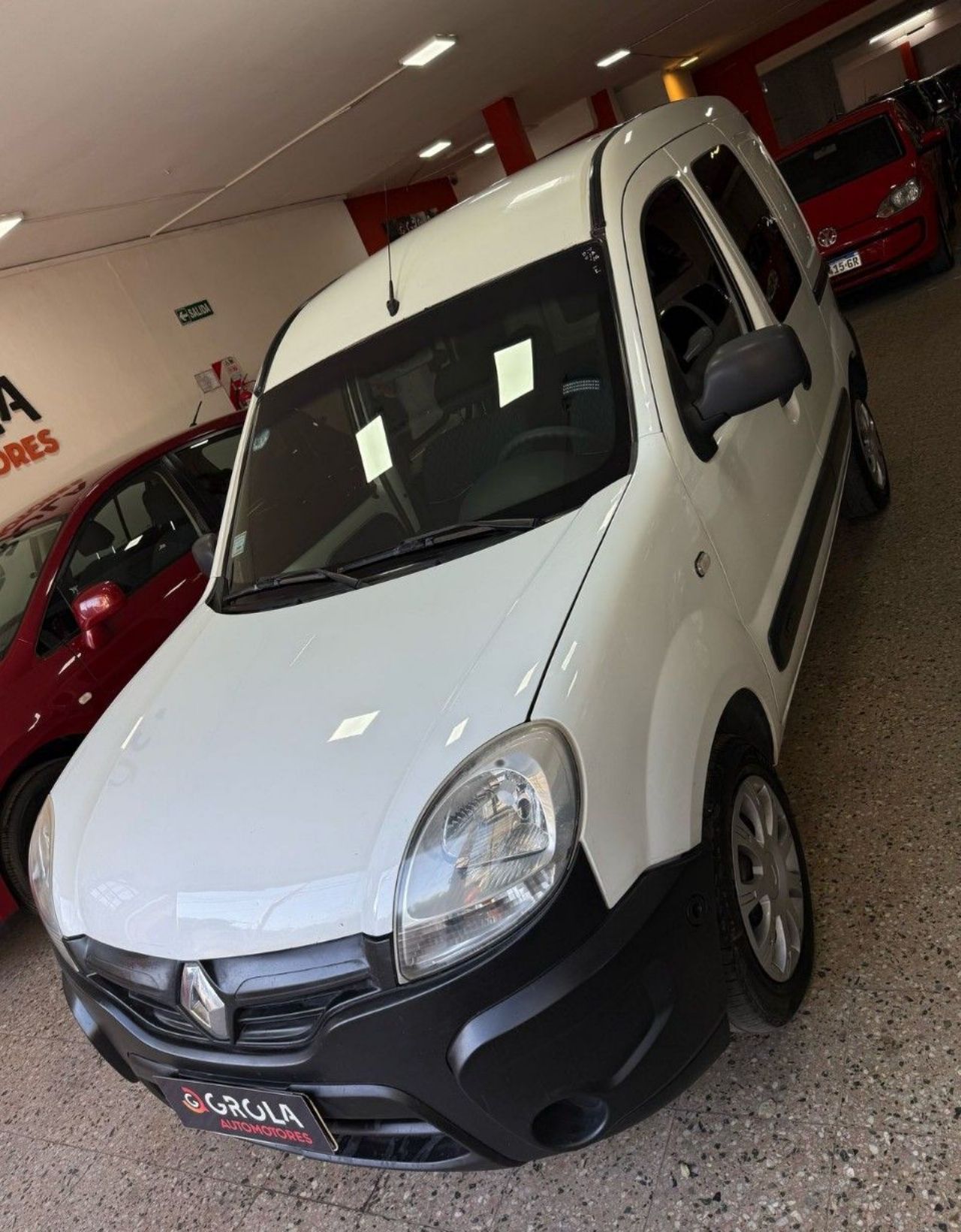 Renault Kangoo Usada Financiado en Córdoba, deRuedas