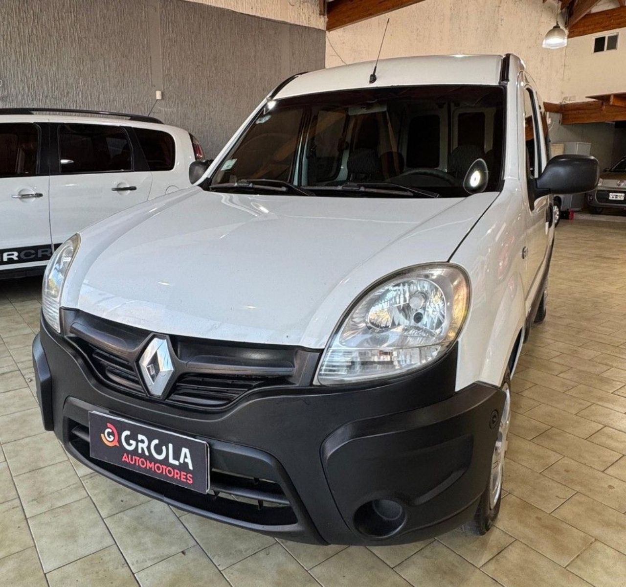 Renault Kangoo Usada Financiado en Córdoba, deRuedas
