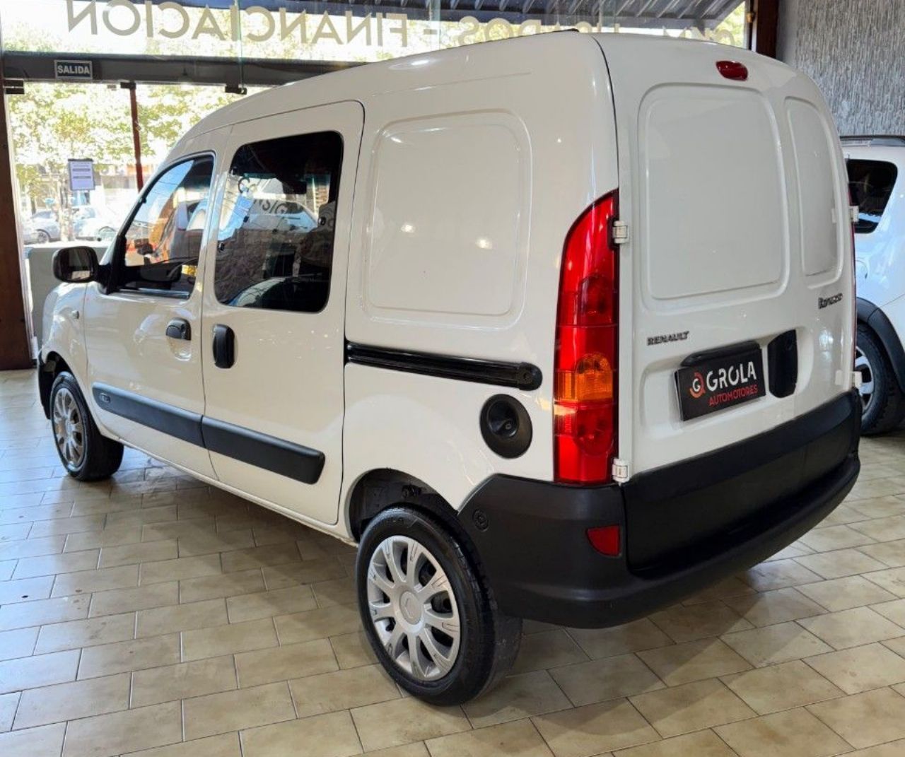 Renault Kangoo Usada Financiado en Córdoba, deRuedas