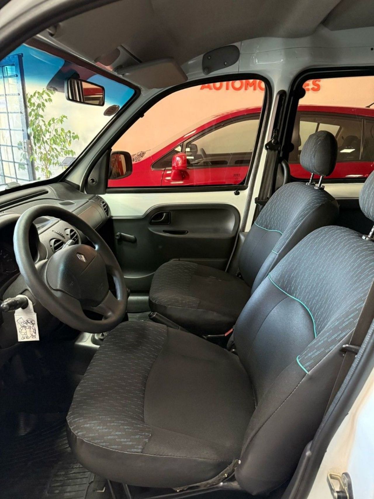 Renault Kangoo Usada Financiado en Córdoba, deRuedas
