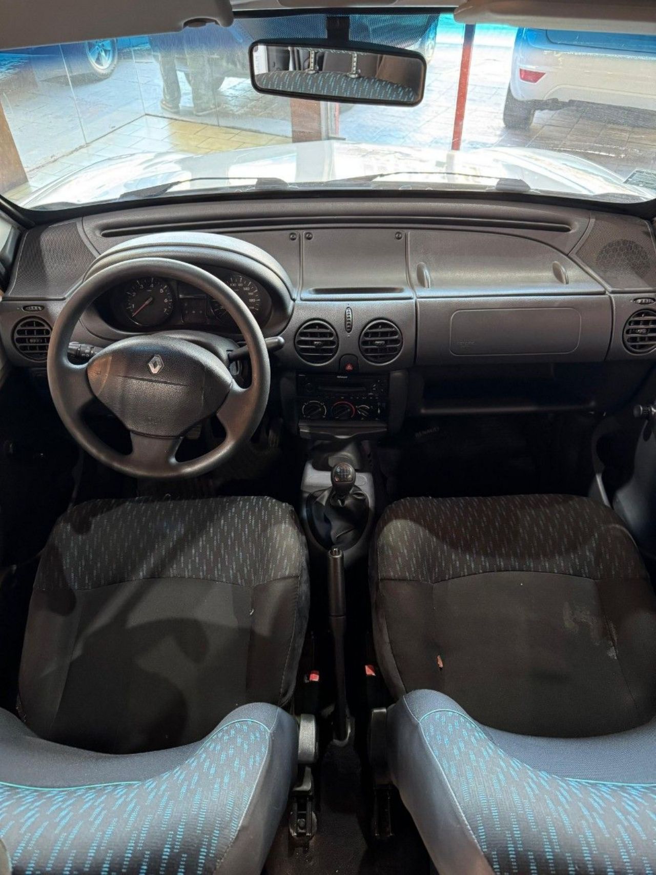 Renault Kangoo Usada Financiado en Córdoba, deRuedas