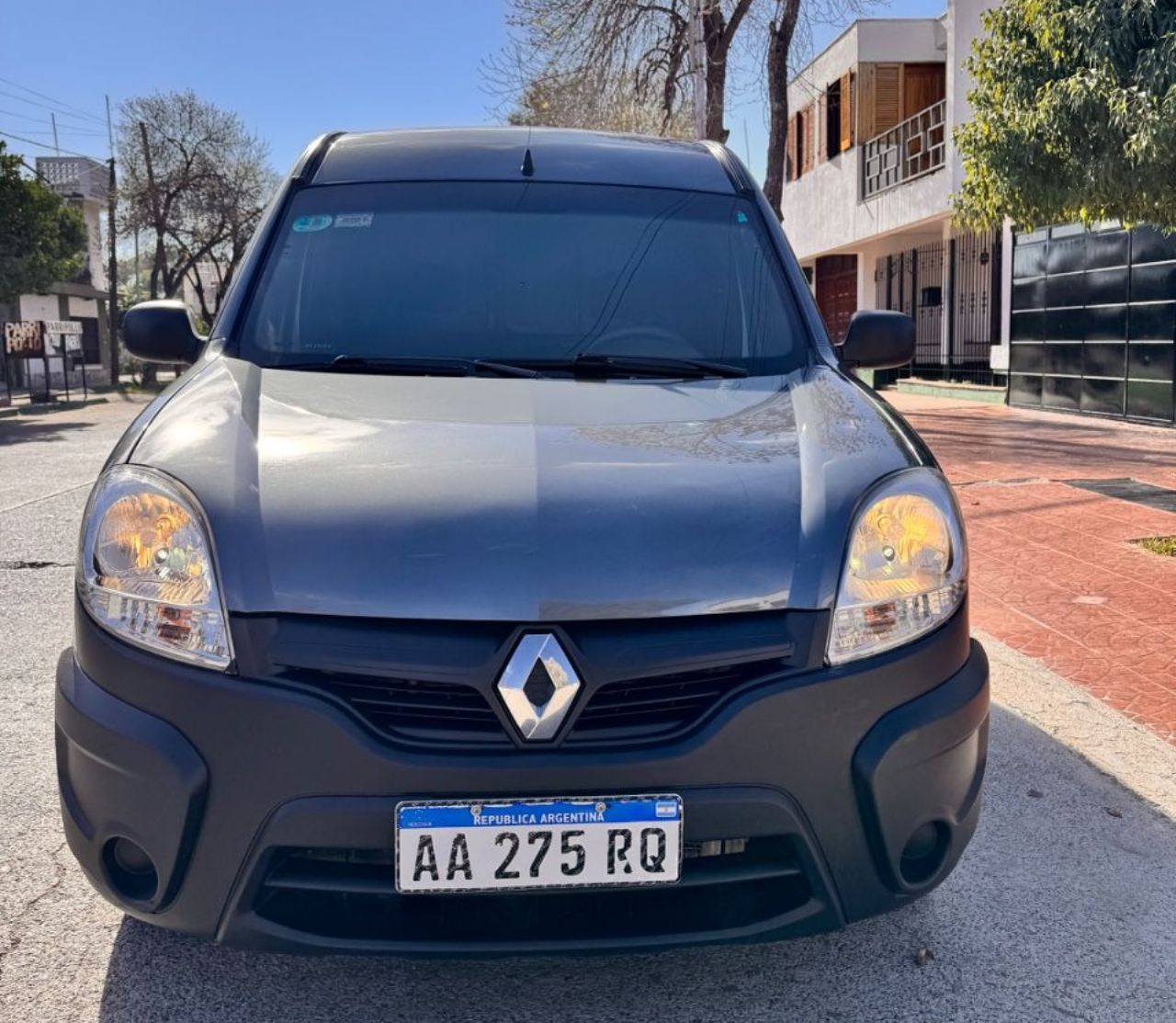 Renault Kangoo Usada en Mendoza, deRuedas