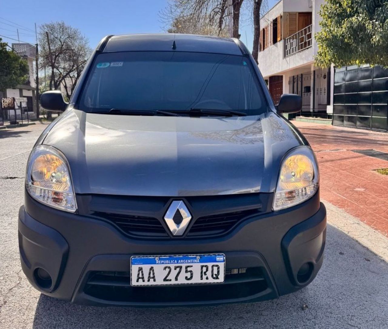 Renault Kangoo Usada en Mendoza, deRuedas