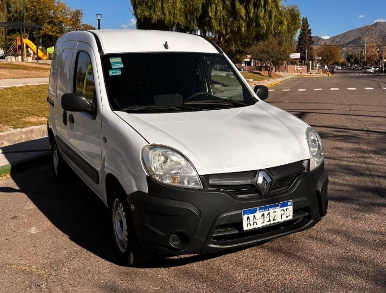 Renault Kangoo Usada Financiado en Mendoza, deRuedas