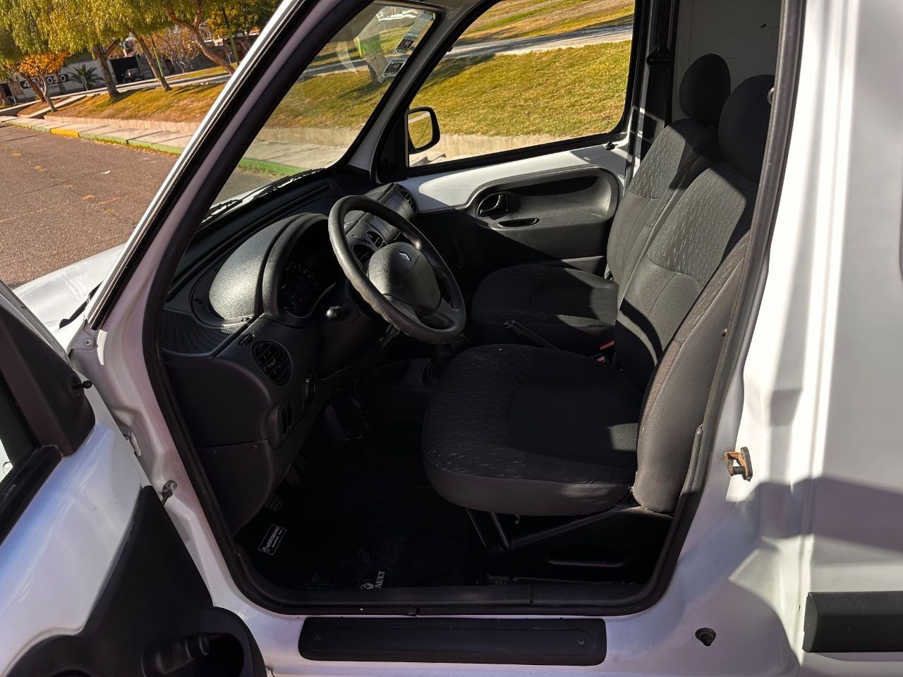Renault Kangoo Usada Financiado en Mendoza, deRuedas