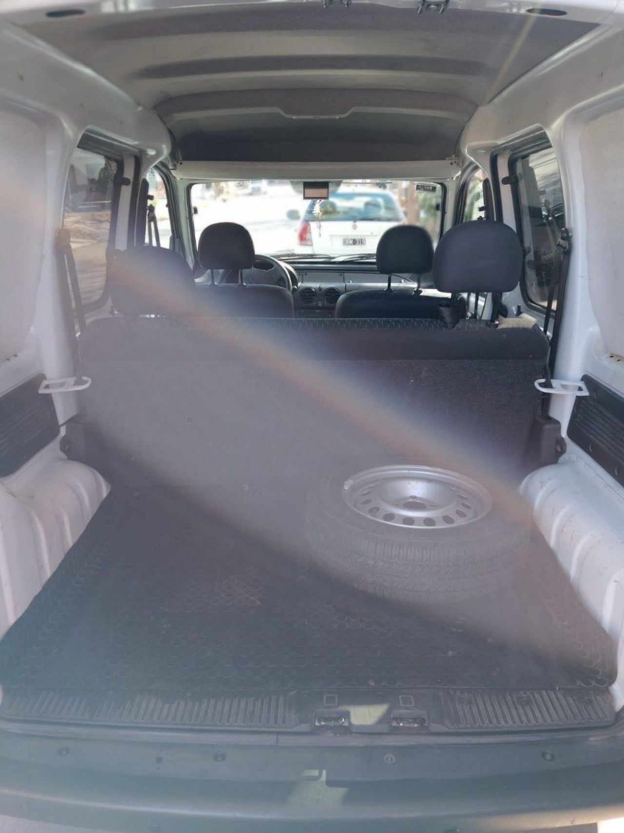 Renault Kangoo Usada en Mendoza, deRuedas