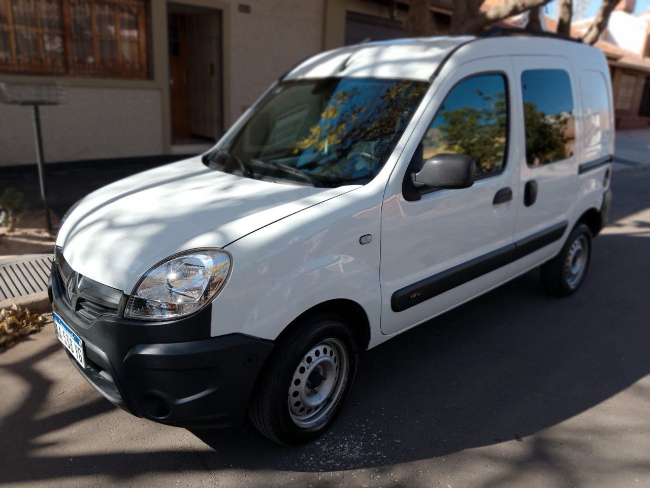 Renault Kangoo Usada en Mendoza, deRuedas