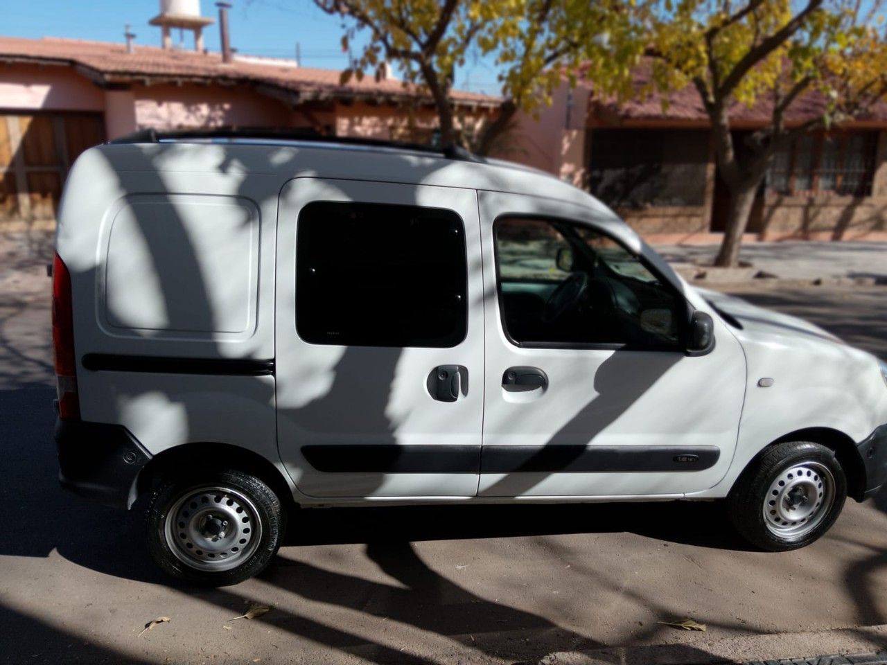 Renault Kangoo Usada en Mendoza, deRuedas