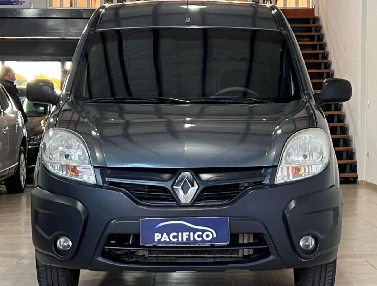Renault Kangoo Usada Financiado en Córdoba, deRuedas