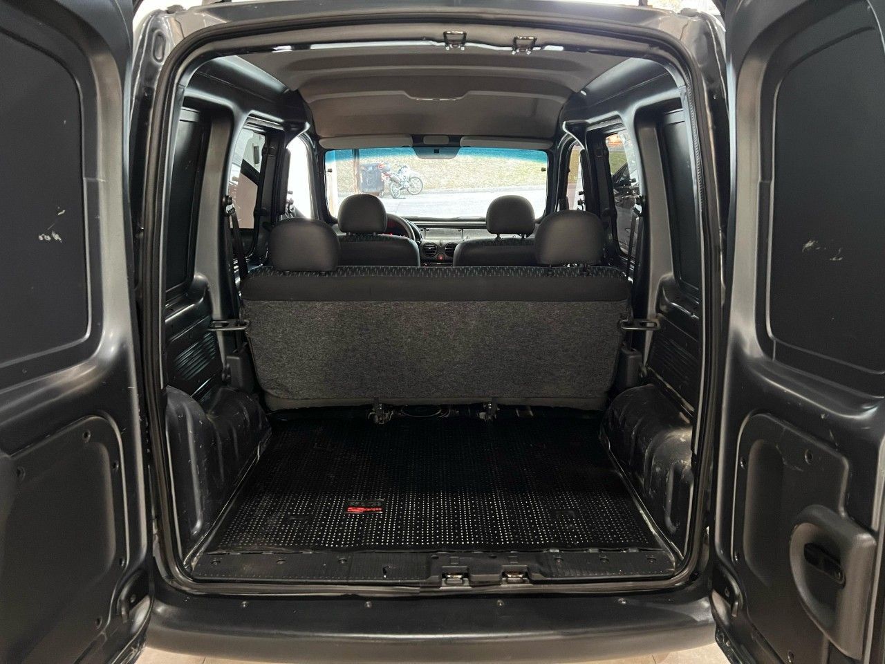 Renault Kangoo Usada Financiado en Córdoba, deRuedas