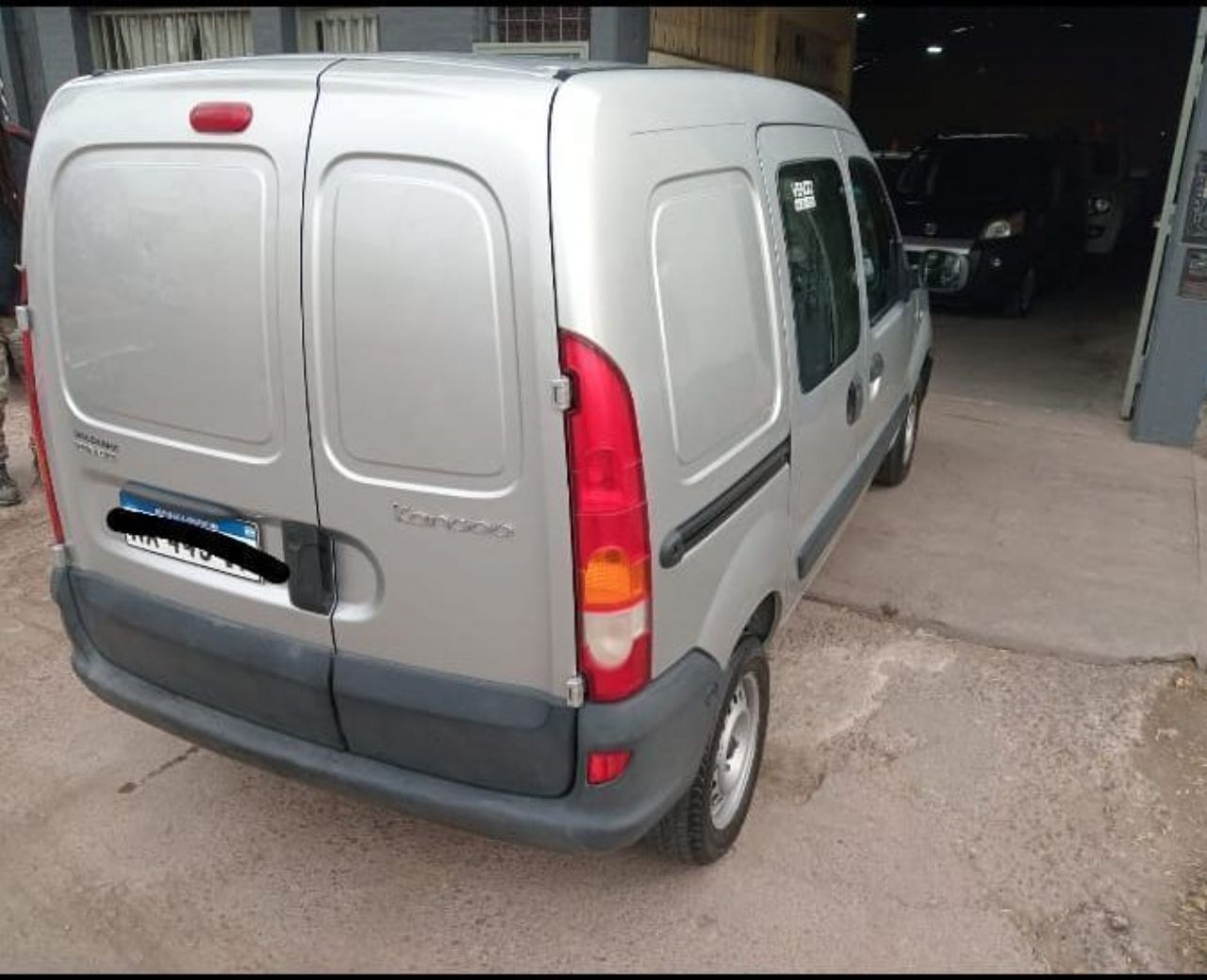 Renault Kangoo Usada en Mendoza, deRuedas