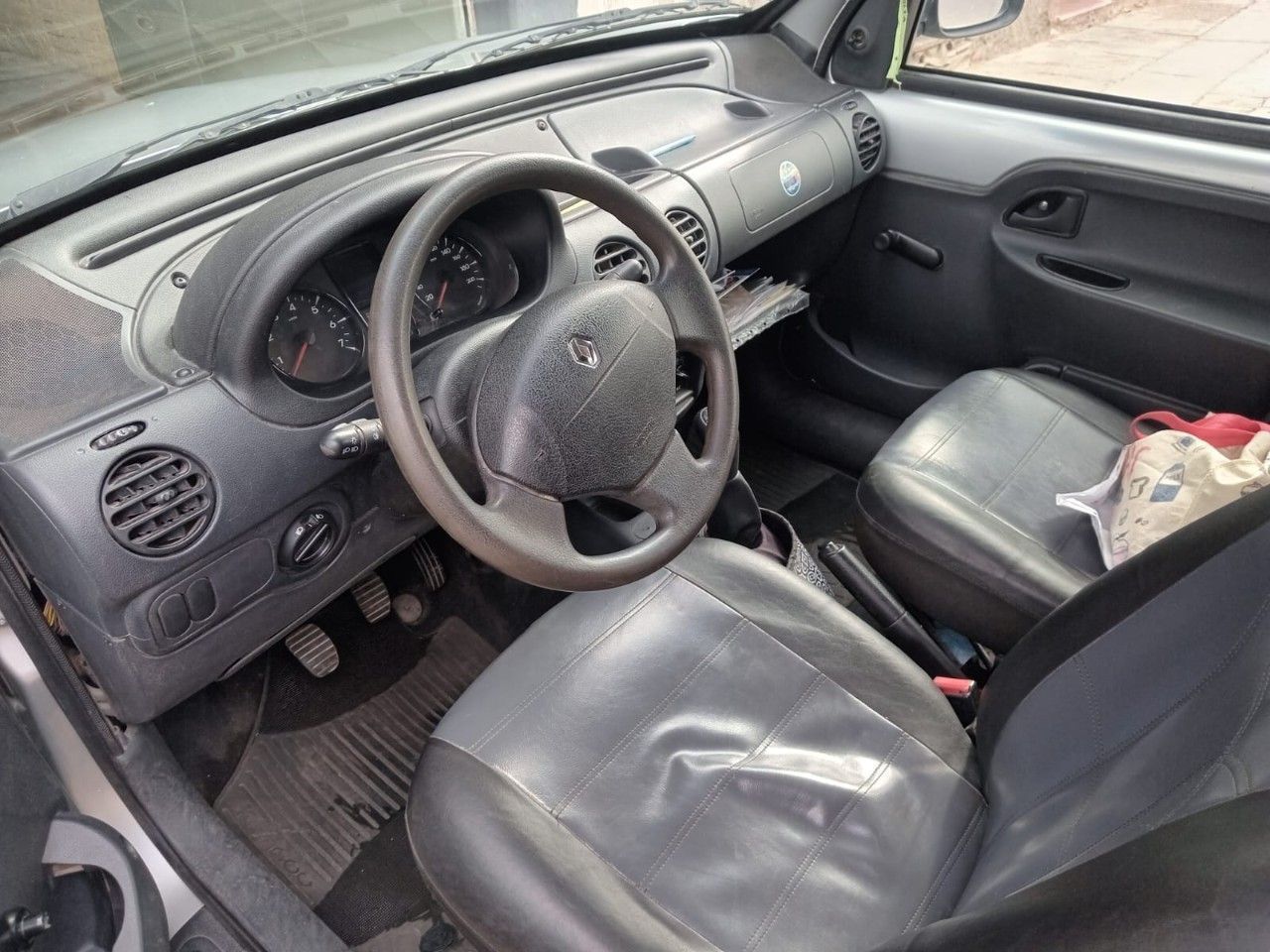 Renault Kangoo Usada en Mendoza, deRuedas