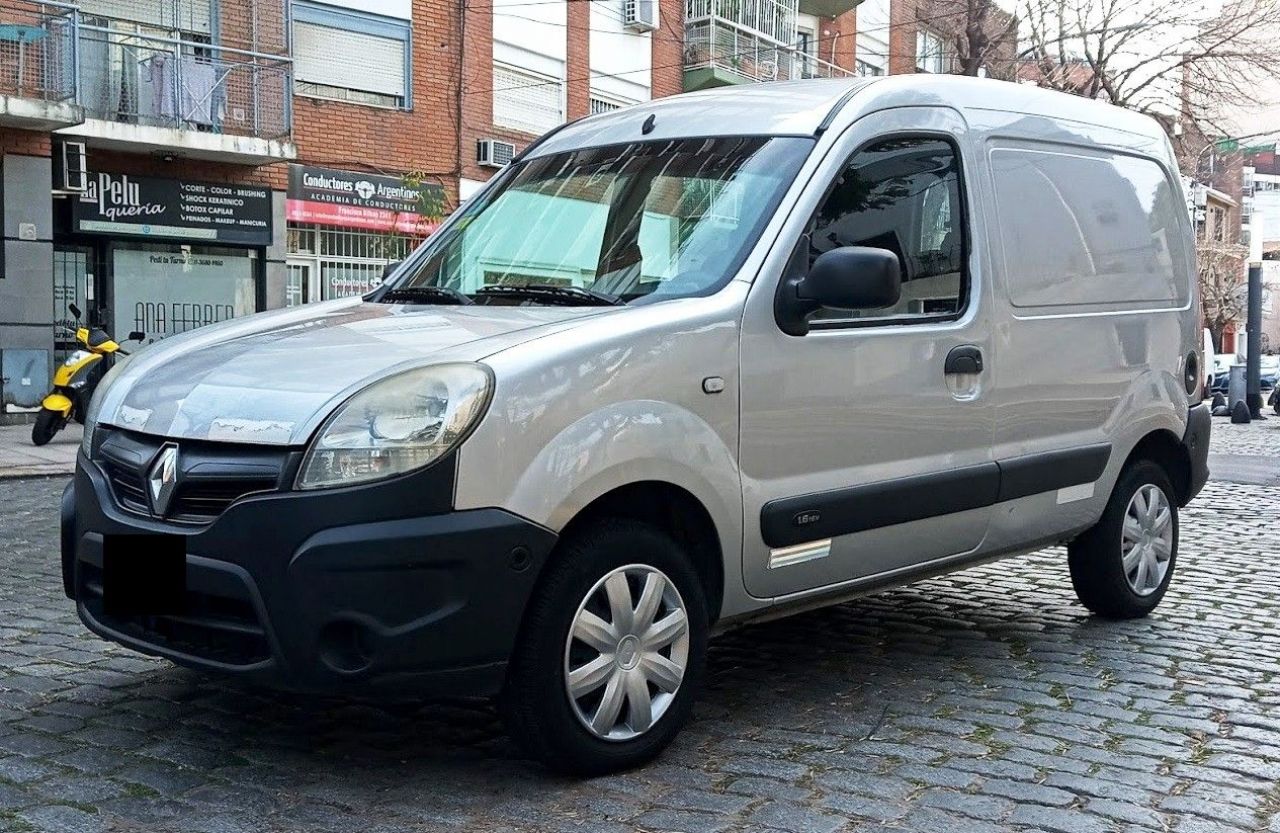 Renault Kangoo Usada en Buenos Aires, deRuedas