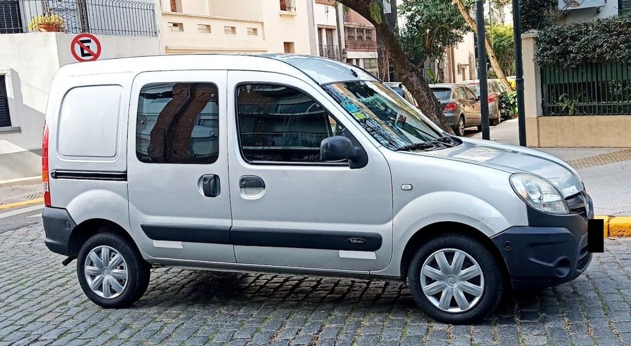 Renault Kangoo Usada en Buenos Aires, deRuedas