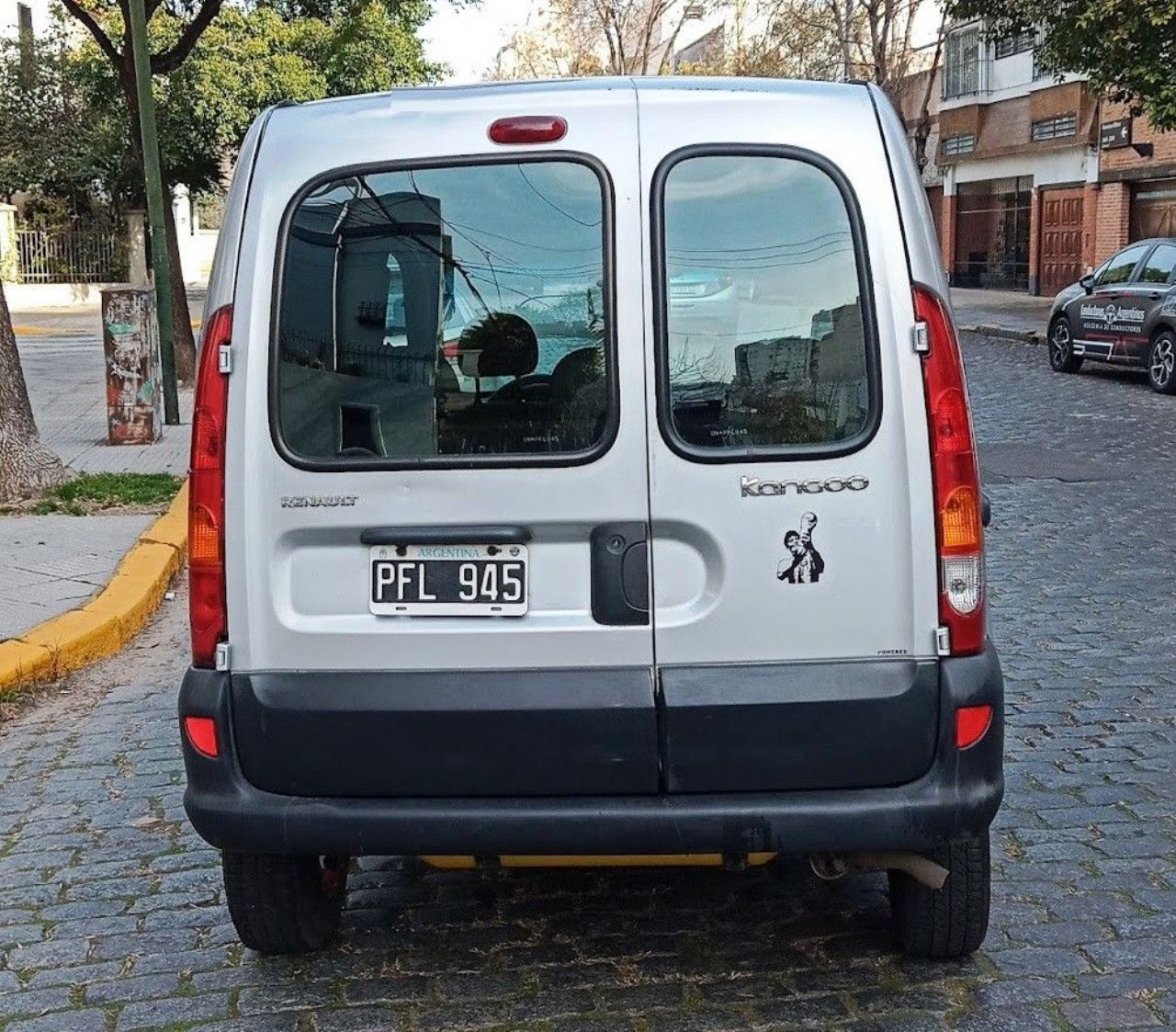 Renault Kangoo Usada en Buenos Aires, deRuedas