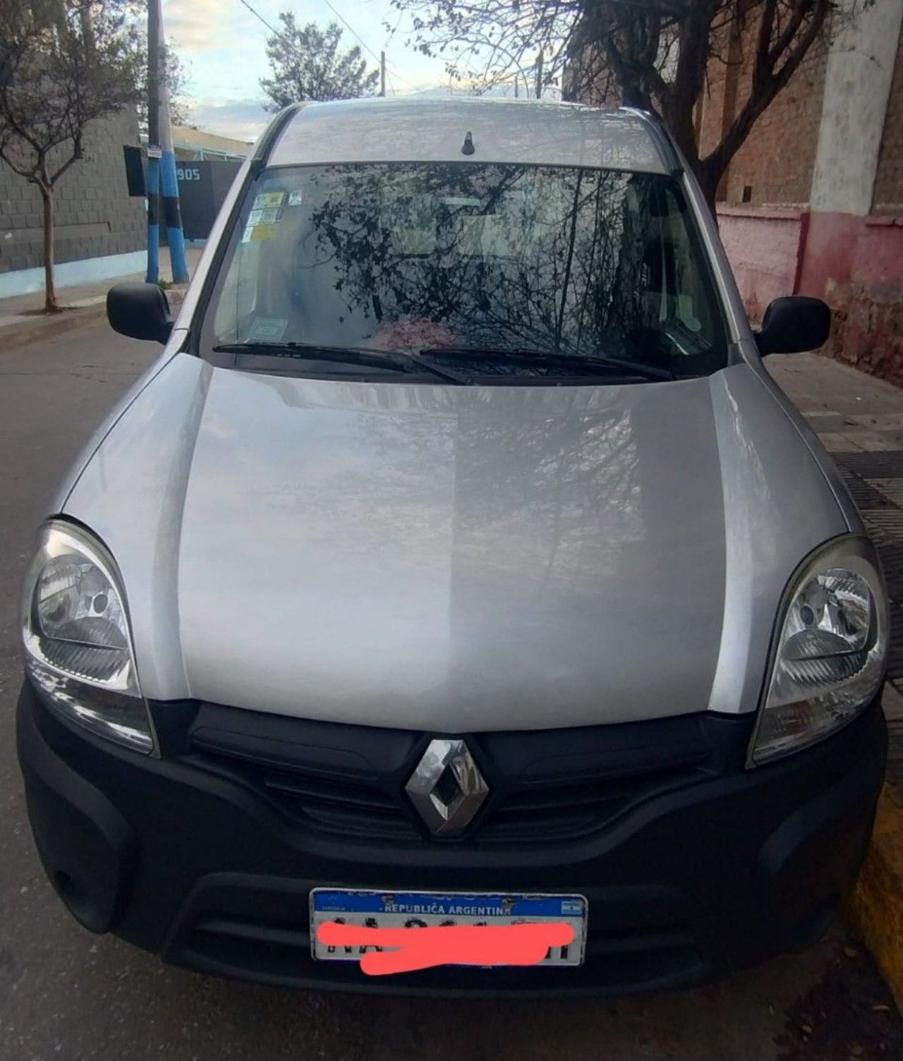 Renault Kangoo Usada en Córdoba, deRuedas