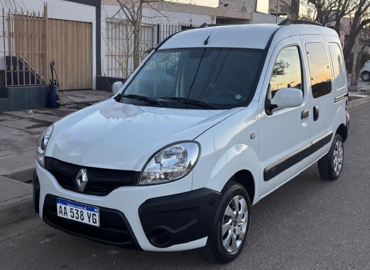 Renault Kangoo Usada en Mendoza, deRuedas