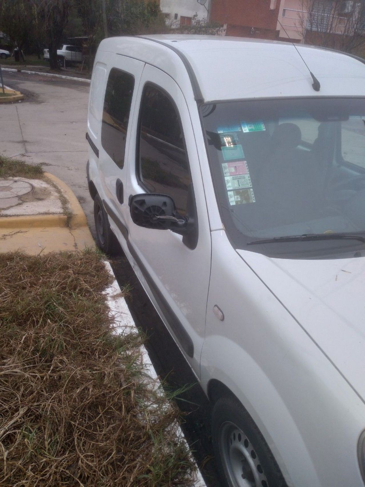 Renault Kangoo Usada en Buenos Aires, deRuedas