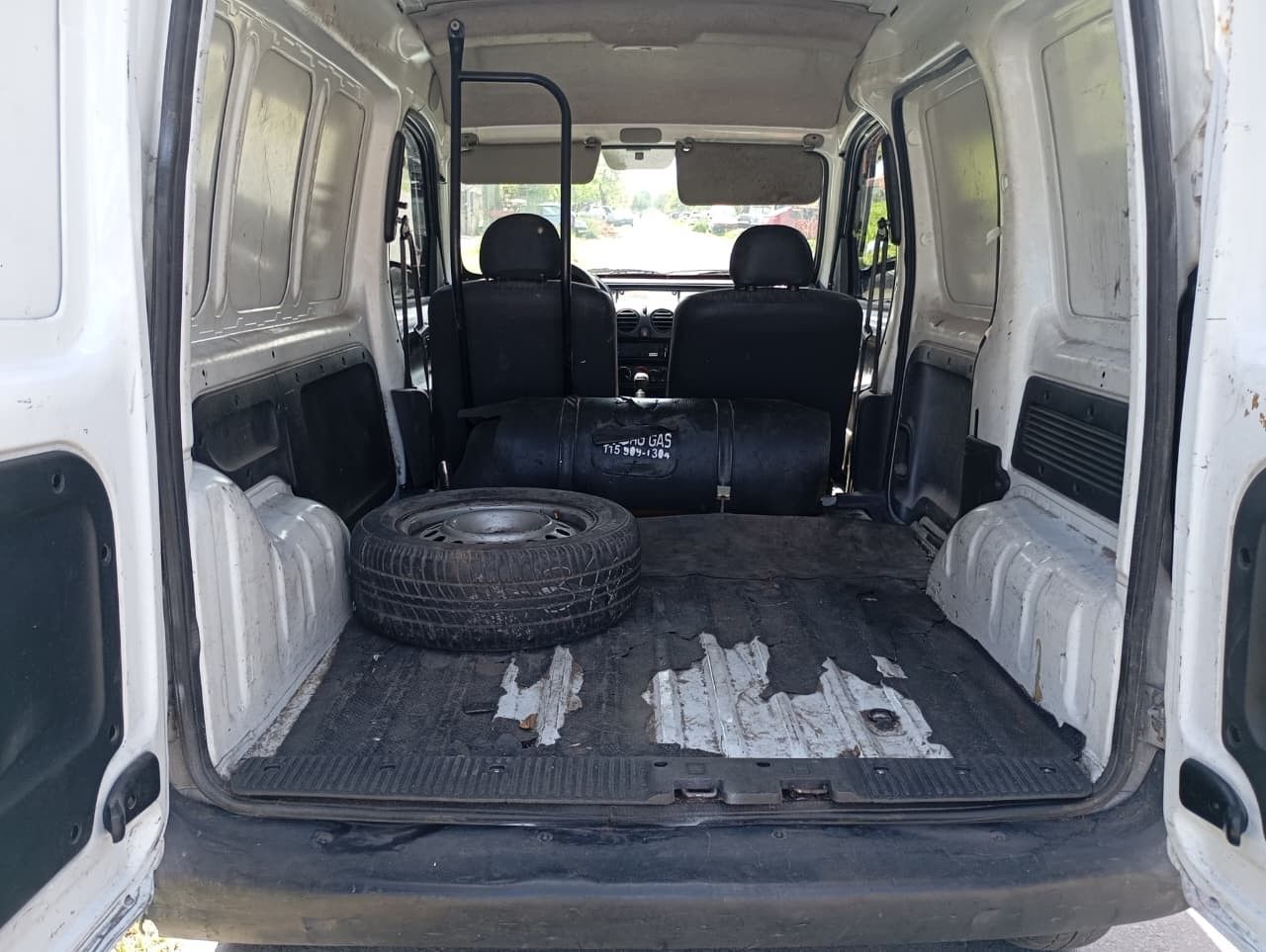 Renault Kangoo Usada Financiado en Buenos Aires, deRuedas