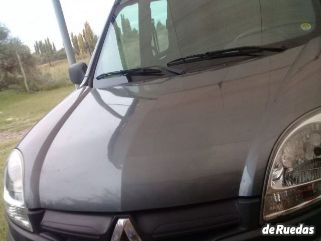 Renault Kangoo Usada en Mendoza, deRuedas