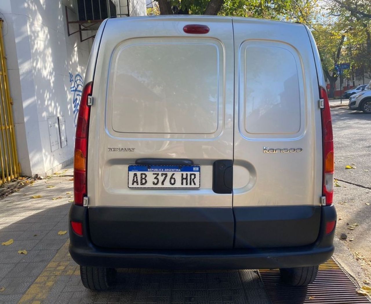 Renault Kangoo Usada en Mendoza, deRuedas